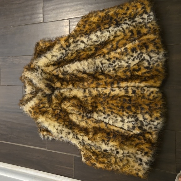 Peter Nygard Faux Fur Leopard Vest Sz XL NWOT - Picture 7 of 8